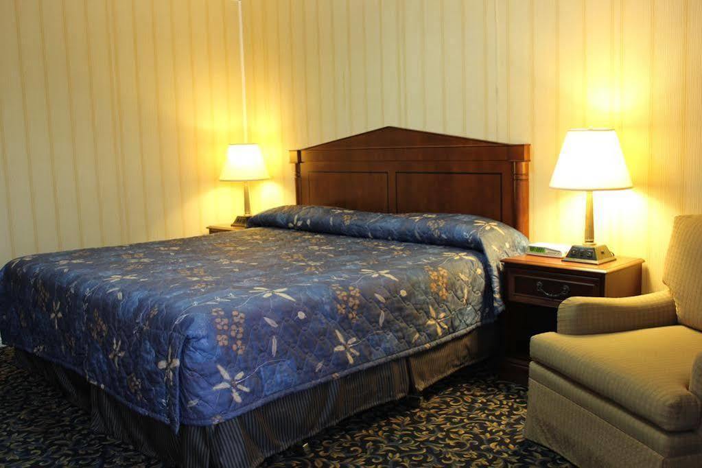 Nights Inn Owen Sound Esterno foto